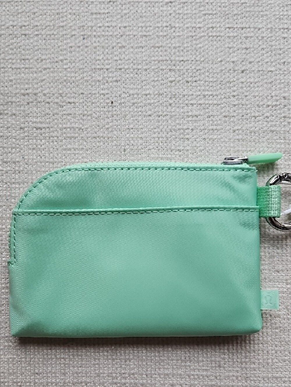 lululemon Mint Green Clippable Card Pouch - Picture 7 of 13